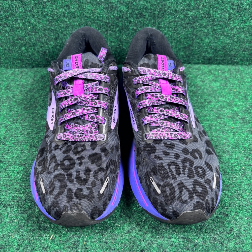 Brooks Ghost 14 Womens Running Shoes 8 Leopard Print Purple Black 1203561B098 - Picture 3 of 8